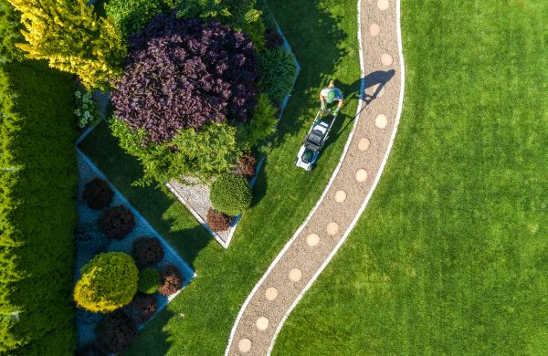 Cost of Mowing And Landscaping in Brownsburg